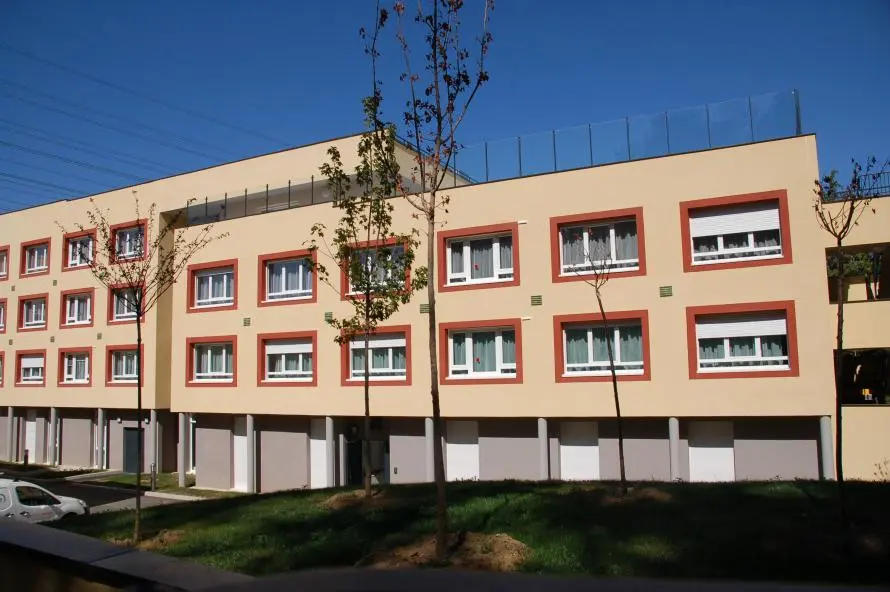 THE X CORP EHPAD VILLEBON